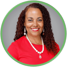 IQGeo-Profile-Picture-Alaina-Brooks-Bkgd-Grey-10Aug26-1