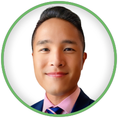 Alex Tran headshot